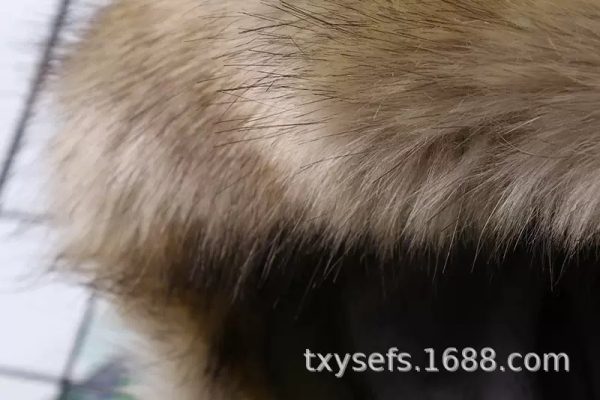 کاپشن اسپرت مدل روسی با رویه کتان برزنت و داخل خز ریز کد ۱۳۰